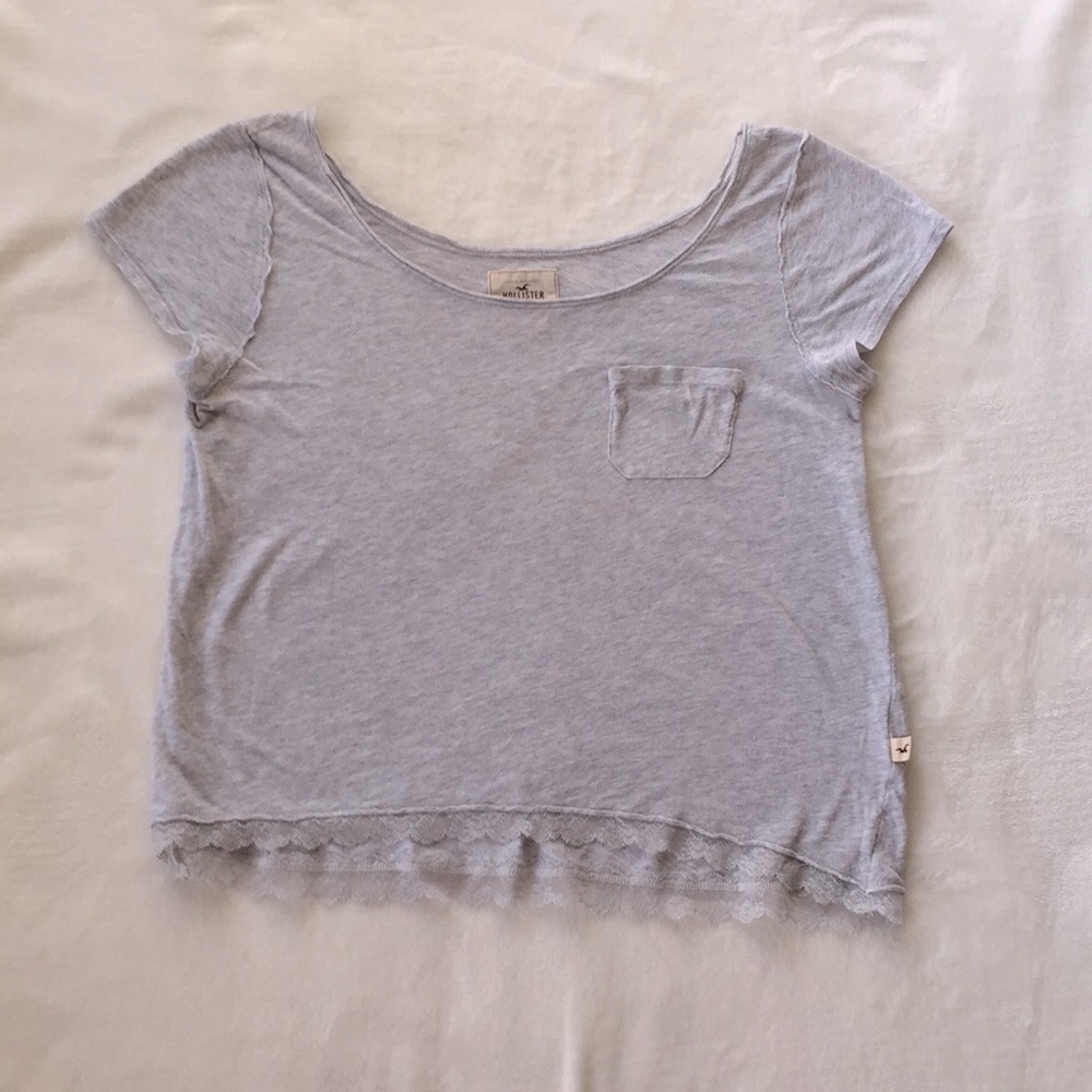 Front-Pocket Lace Trim T-Shirt
